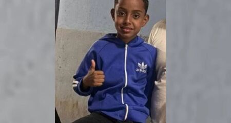 João Miguel, de 10 anos, despertou desorientado e chorando após brutal ataque em Planaltina de Goiás. Agressor segue foragido