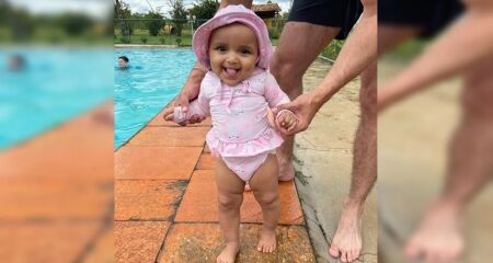 A criança, identificada como Laura Rebeca Ribeiro dos Santos, teria ficado presa no bebê conforto e morrido asfixiada. PCDF investiga caso