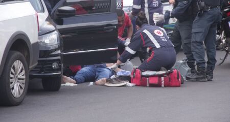 Equipe está há mais de 50 minutos realizando os procedimentos de manobras pulmonares 