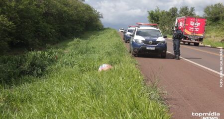 Ela tinha ainda um sangramento no ouvido; a vítima não foi identificada pelas autoridades