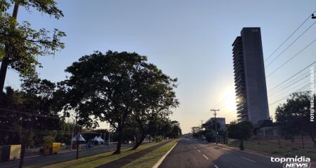 Céu amanhece limpo na capital, dia deve peranecer assim