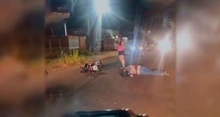O acidente ocorreu na noite deste sábado, na Rua Gulter Barbosa