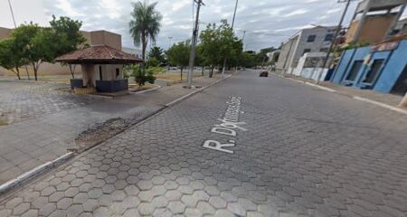 Homem de 67 anos sofre queimaduras