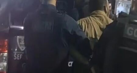 Após ser mobilizado pela Guarda Municipal, o homem foi internado em um hospital psiquiátrico