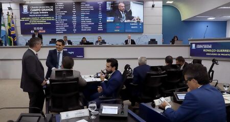 Al&eacute;m desse, outros projetos tamb&eacute;m foram aprovados durante a sess&atilde;o desta ter&ccedil;a-feira (24)