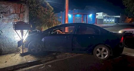 V&iacute;tima se envolveu em briga na sa&iacute;da de boate e bateu o carro contra um muro na madrugada deste s&aacute;bado; suspeita inicial de tiro foi descartada por necropsia