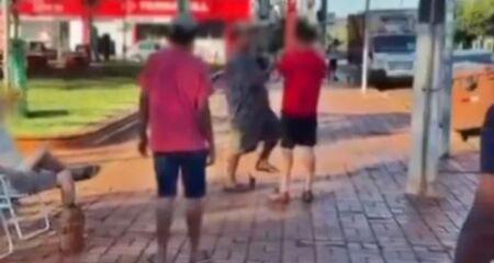 Confus&atilde;o ocorreu durante registro de fotos de uma suposta a&ccedil;&atilde;o pol&iacute;tica