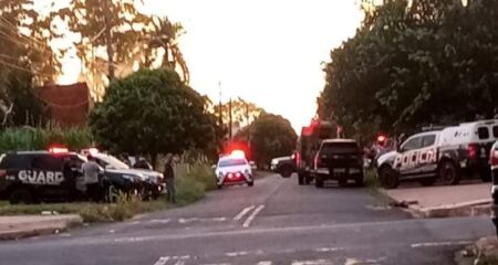 V&iacute;tima foi socorrida em estado grave; filhos tamb&eacute;m foram atacados