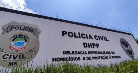 Suspeito ainda disse a comerciantes da &aacute;rea que havia matado 'um inseto'