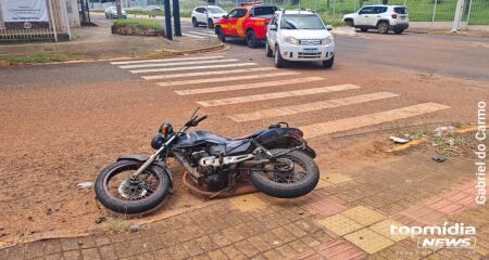 Condutor do ve&iacute;culo ficou em choque com batida 