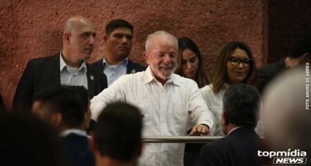 Durante confer&ecirc;ncia sobre esp&eacute;cies migrat&oacute;rias neste domingo, presidente ligou a preserva&ccedil;&atilde;o ambiental &agrave; necessidade de uni&atilde;o global em meio a conflitos internacionais
