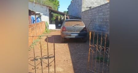 Casa onde suspeito invadiu