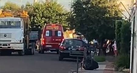 Crian&ccedil;a teria avan&ccedil;ado em dire&ccedil;&atilde;o &agrave; rua de forma repentina
