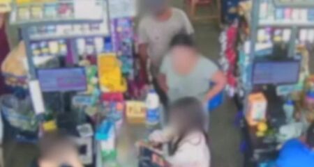 As crian&ccedil;as, de 10 e 12 anos, foram perseguidas em um supermercado de Piraquara, regi&atilde;o metropolitana de Curitiba (PR)
