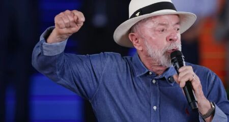 Lula diz que outros &eacute; que devem se preocupar