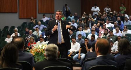 Riedel e Nelsinho ser&atilde;o destaques de evento 