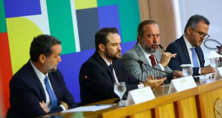 Medida alcan&ccedil;a diesel, biodiesel, GLP e querosene de avia&ccedil;&atilde;o. Fiscaliza&ccedil;&atilde;o de ado&ccedil;&atilde;o de medidas ser&aacute; refor&ccedil;ada
