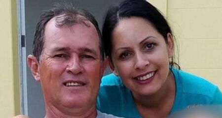 Ex-marido foi at&eacute; a casa da v&iacute;tima e ambos foram encontrados sem vida pr&oacute;ximos ao port&atilde;o da resid&ecirc;ncia