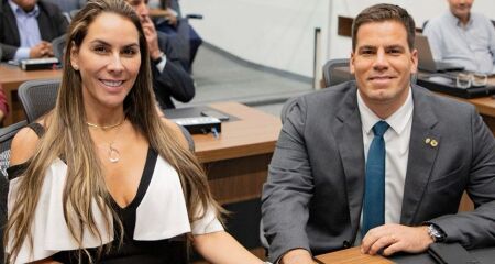 Iara Diniz e o marido Renan Contar