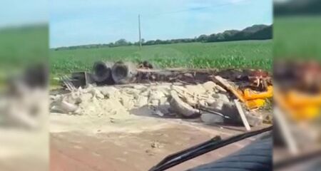 O condutor do carro morreu ainda no local