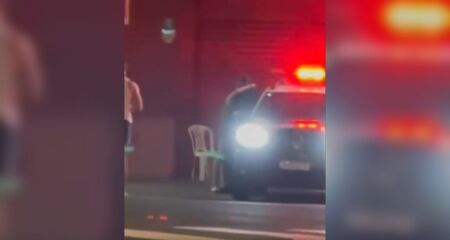 Beijo chamou aten&ccedil;&atilde;o na 14 de Julho 