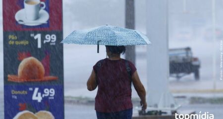 O alerta foi feito pelo Cemtec e a frente fria segue durante o fim de semana 