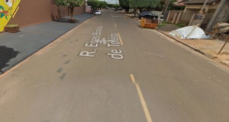Os policiais encontraram a suspeita com o short abaixado