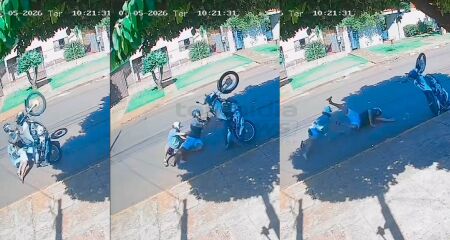 Ralou? Jovem tenta empinar moto com amigo na garupa e c&acirc;meras flagram falha em Dourados (v&iacute;deo)
