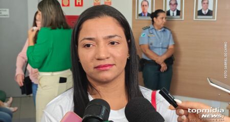 Wesla acompanha julgamento no F&oacute;rum em Campo Grande
