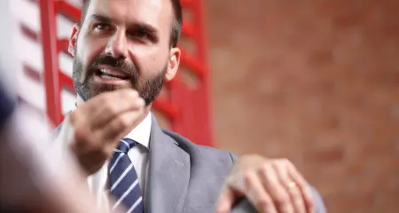 Primeira Turma analisa processo em que o ex-deputado &eacute; acusado de atuar nos EUA para prejudicar o Brasil e interferir no julgamento do golpe