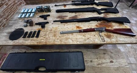 Pol&iacute;cia apreendeu quase 3 toneladas de coca&iacute;na; mandados s&atilde;o cumpridos em MS e MG