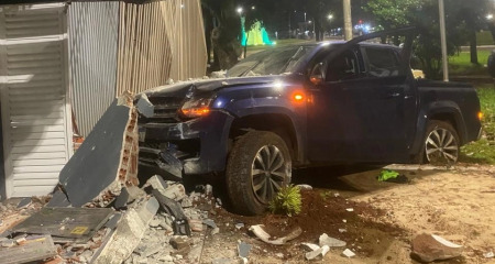 Caminhonete foi entregue ao pai do condutor
