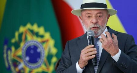 Lula acusa cl&atilde; Bolsonaro por tarifa&ccedil;o 