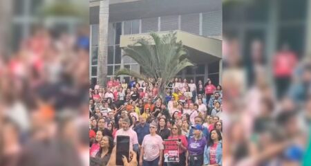 Prefeitura foi encurralada por professores