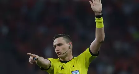 O Brasil &eacute; o pa&iacute;s com mais representantes da arbitragem na Copa do Mundo de 2026. Foram tr&ecirc;s &aacute;rbitros e seis assistentes escolhidos