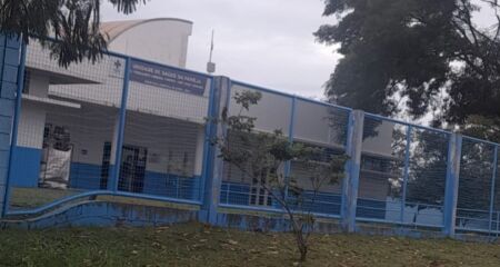 Mulher diz que se sente abandonada pela sa&uacute;de de Campo Grande