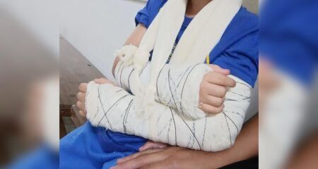 O menino foi levado pelos pais para uma UPA