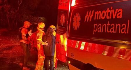 A equipe permaneceu prestando assist&ecirc;ncia at&eacute; a chegada dos socorristas da concession&aacute;ria respons&aacute;vel pela rodovia