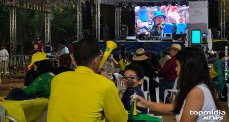 Brasil enfrenta o Marrocos em jogo v&aacute;lido pelo Grupo C da Copa do Mundo. Partida de estreia ocorre no MetLife Stadium, em Nova Jersey