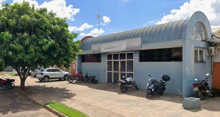 A falta dos materiais estaria ligada ao calote da prefeitura em fornecedores