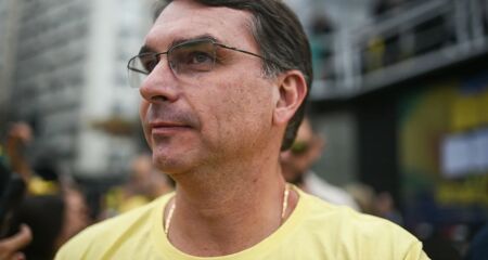 Flávio tem evento comprometido por causa de Michelle