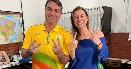 Fernanda Bolsonaro deve ganhar protagonismo na pr&eacute;-campanha do marido, com foco em pautas de sa&uacute;de e aproxima&ccedil;&atilde;o com o eleitorado feminino