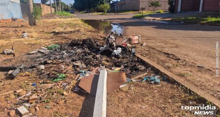 Solicita&ccedil;&otilde;es feitas a &oacute;rg&atilde;os municipais se acumulam, segundo contribuintes 