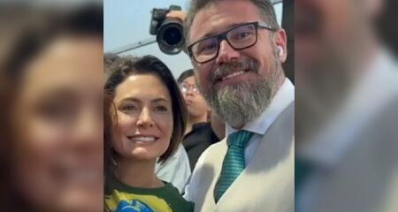 Michelle gravaria apoio a Pollon