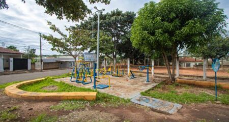 Praça reformada custará R$ 279 mil
