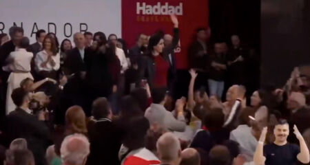 Durante discurso, ela fez críticas à oposição em convenção do PT
