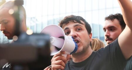 Candidato mira público jovem