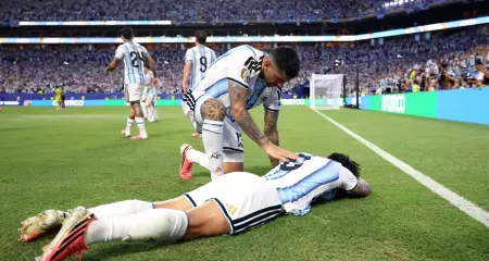 Os vencedores dos jogos deste s&aacute;bado completam a defini&ccedil;&atilde;o das semifinais do Mundial