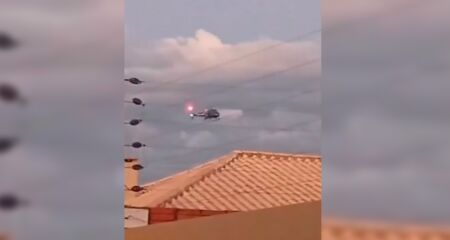 A a&ccedil;&atilde;o conta ainda com o auxilio de helic&oacute;pteros 