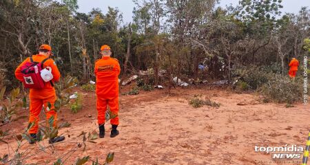 No áudio é possível ouvir o momento em que a aeronave passa pelo local e cai